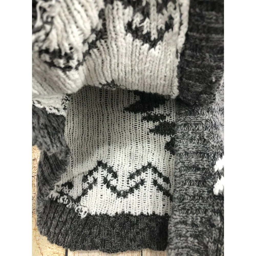 Genuine Kids Oshkosh Hooded Sweater Cape Poncho Sz 12m Gray White Aztec Design‎